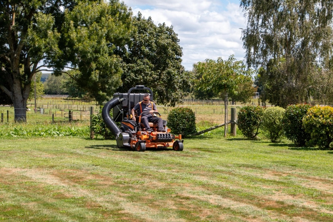  Scag Cheetah II Professional Zero Turn Mower