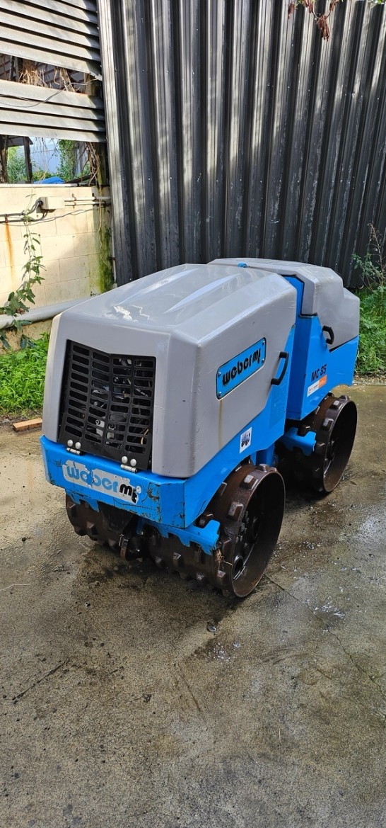 Remote controlled trench compactor nz